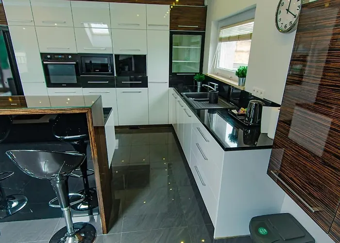 Zolnierska 31 - Nr 2 * Μπίτομ